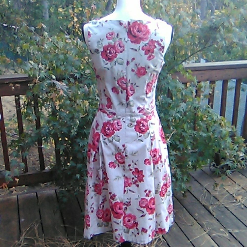 Zinc Dress  - Picture 4 of 8